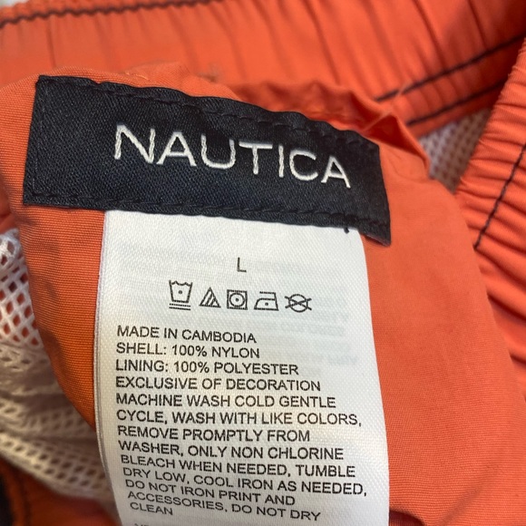 Nautica color block swim trunks.  Size large. - Picture 4 of 9